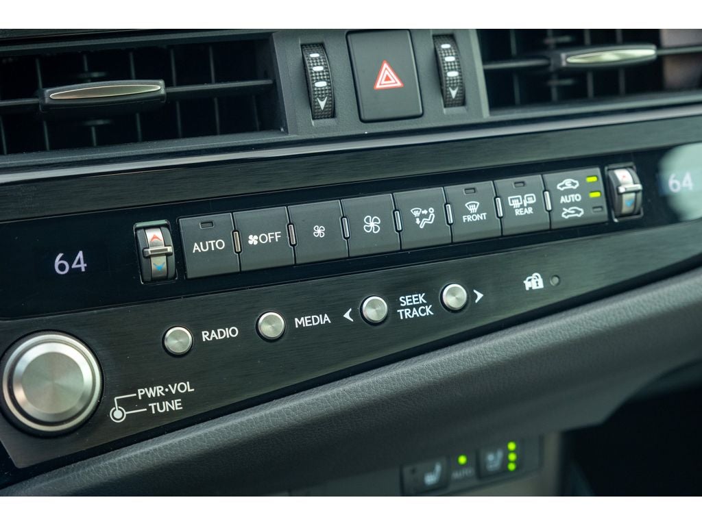 2023 Lexus ES ES 350 F SPORT Handling