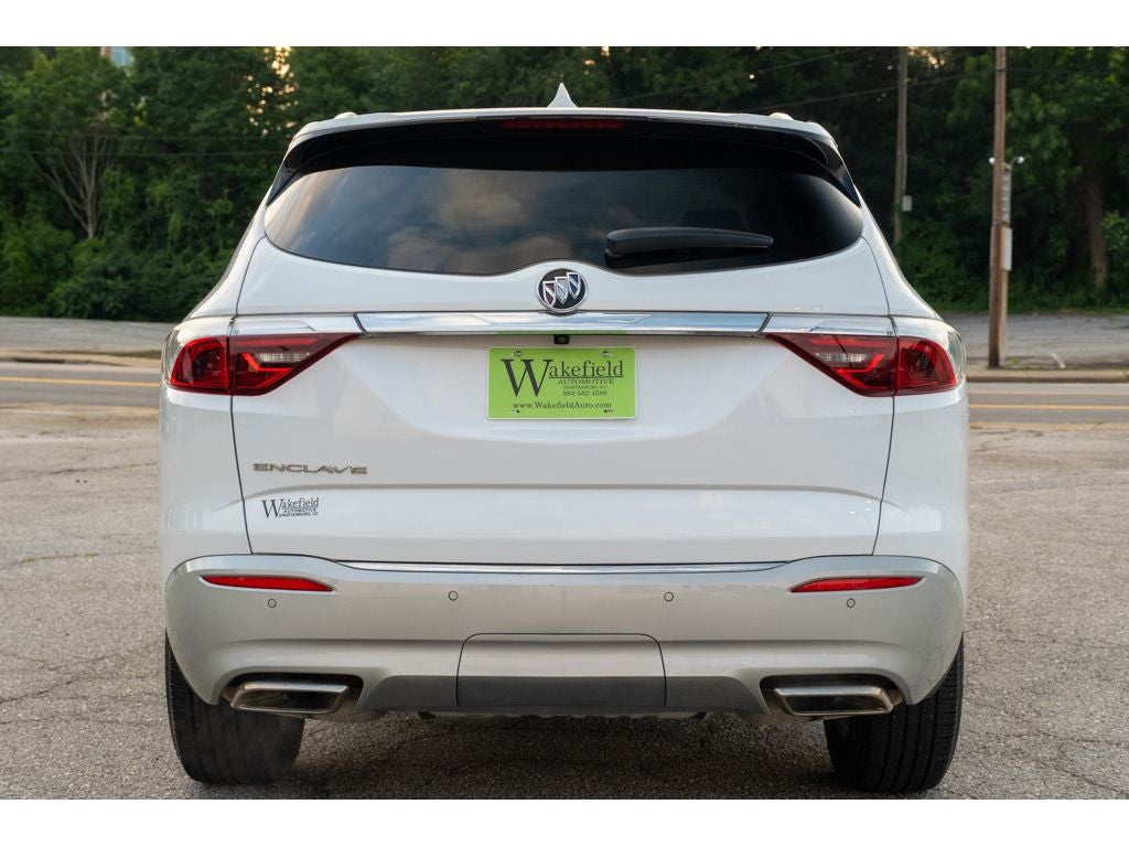 2023 Buick Enclave Essence