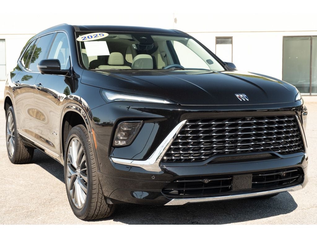 2025 Buick Enclave Avenir