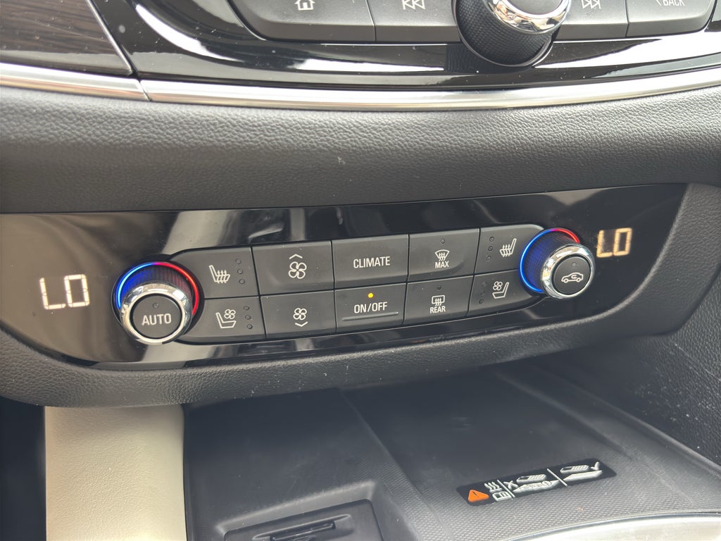 2022 Buick Enclave Premium