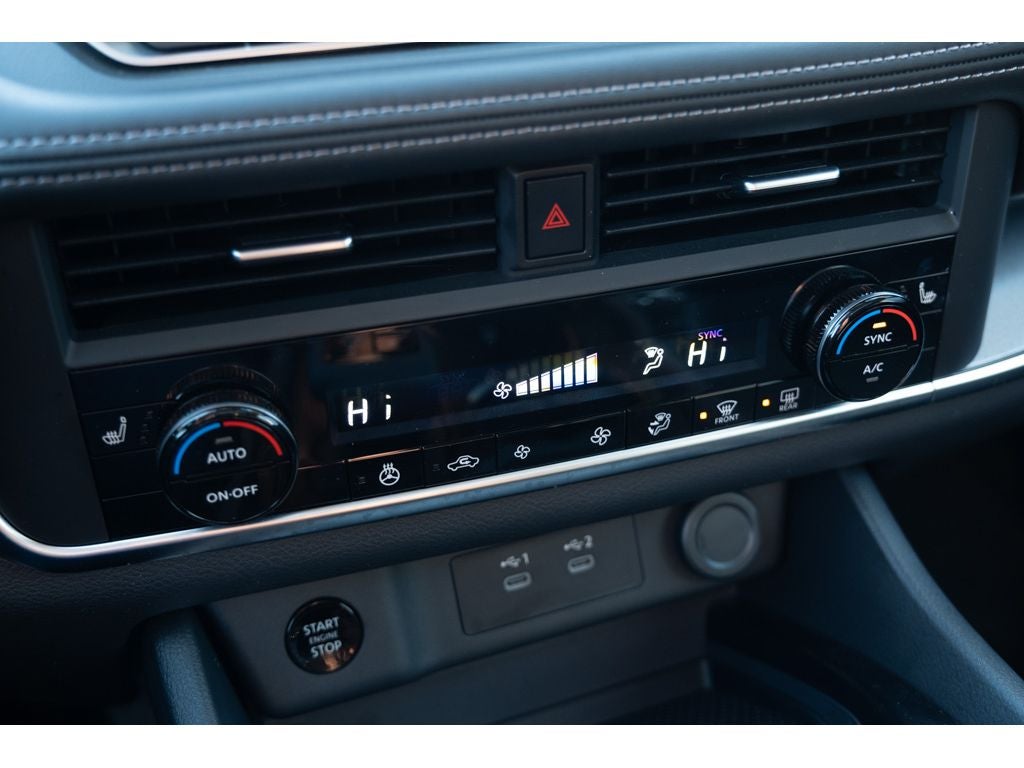 2025 Nissan Rogue SV