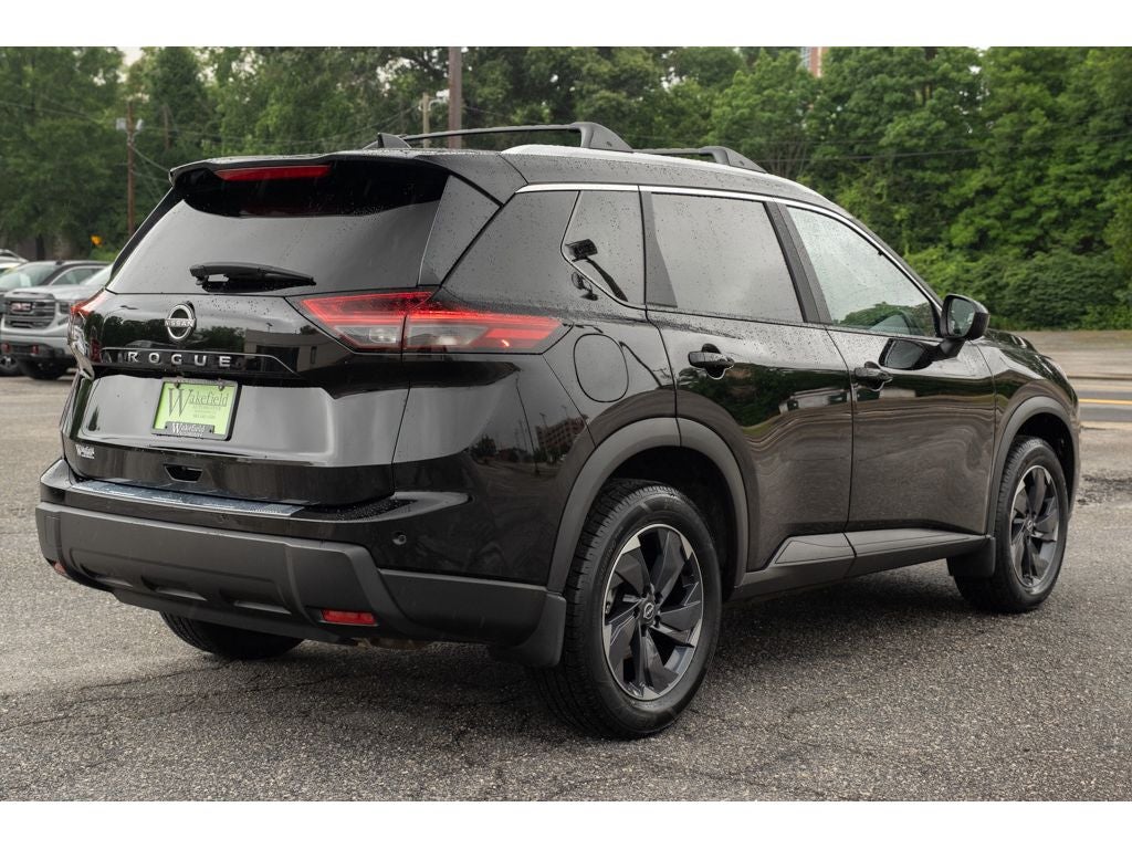 2025 Nissan Rogue SV