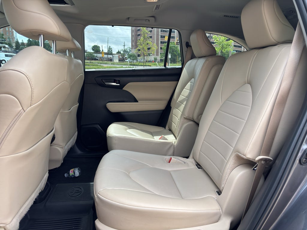 2025 Toyota Highlander LE