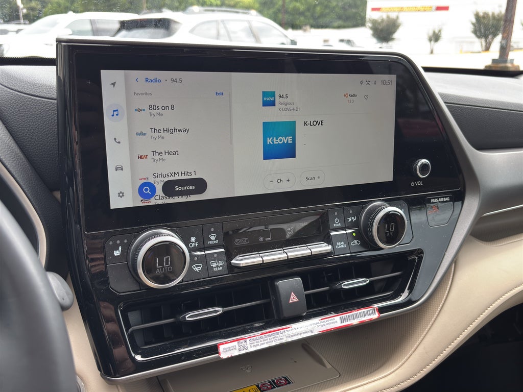 2025 Toyota Highlander LE