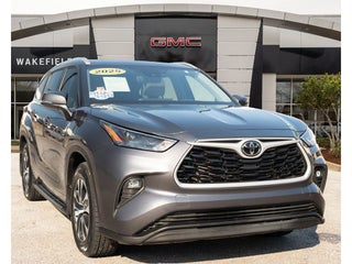 2025 Toyota Highlander LE