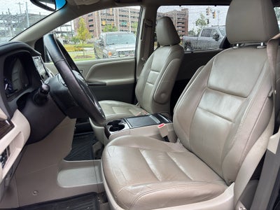 2015 Toyota Sienna XLE