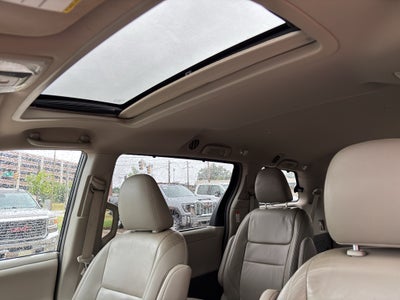 2015 Toyota Sienna XLE