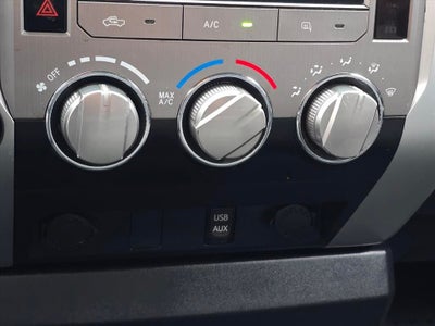 2014 Toyota Tundra 4WD Truck SR5