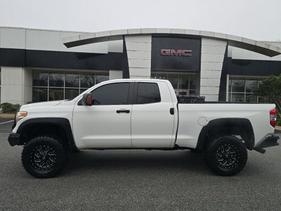 2014 Toyota Tundra 4WD Truck SR5