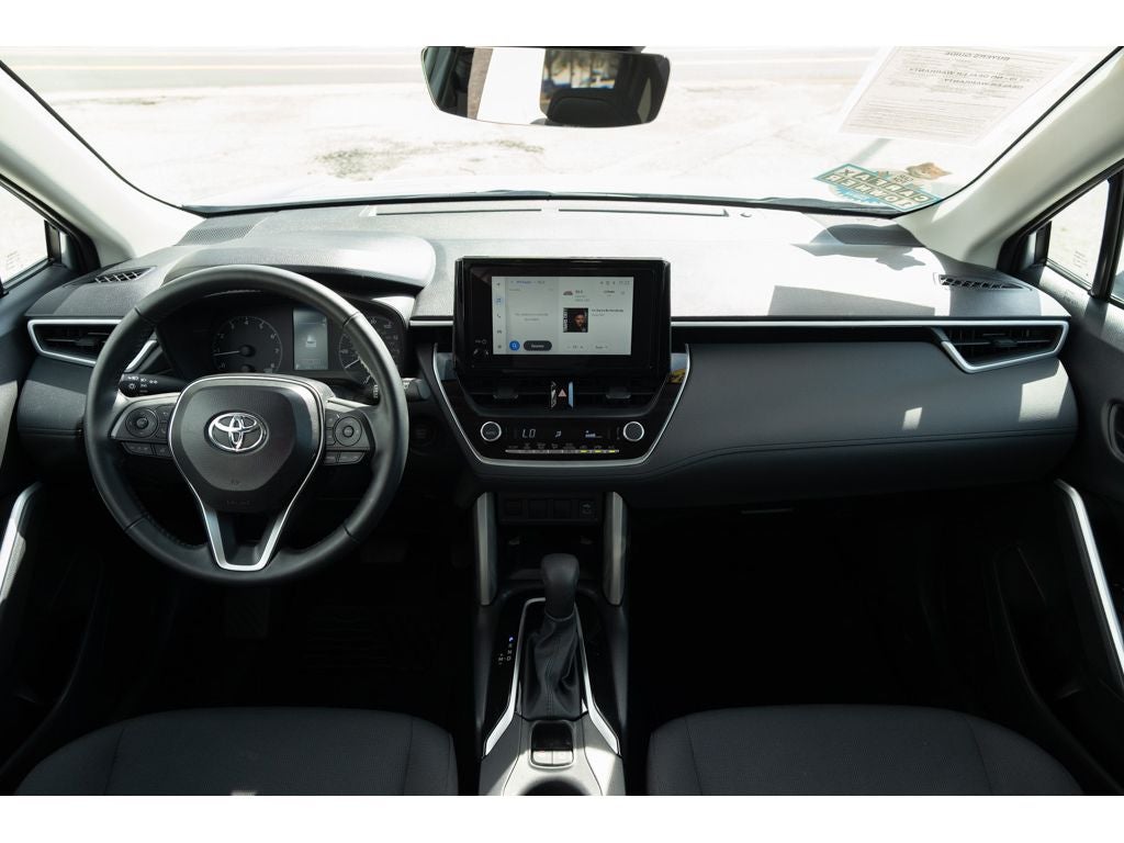 2024 Toyota Corolla Cross LE