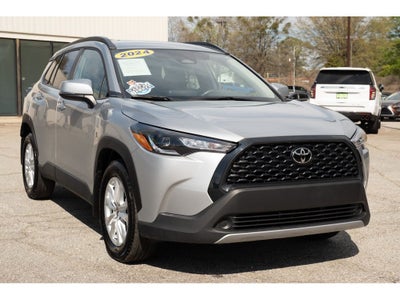 2024 Toyota Corolla Cross LE