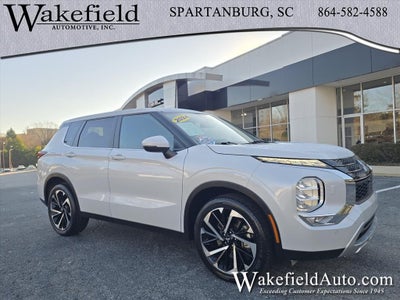 2024 Mitsubishi Outlander SE