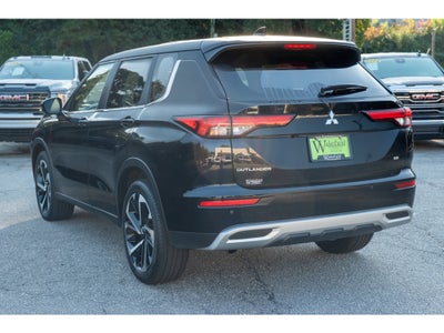 2024 Mitsubishi Outlander SE