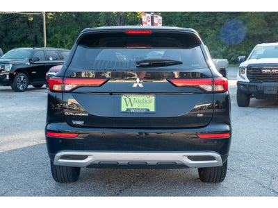 2024 Mitsubishi Outlander SE
