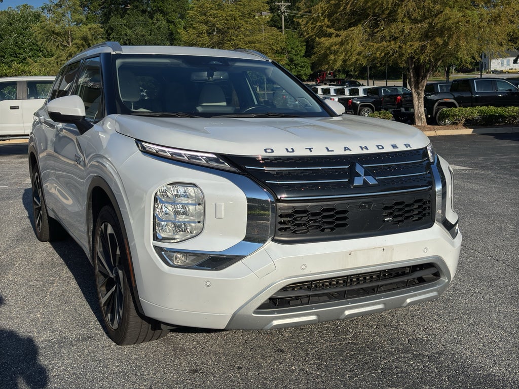 2024 Mitsubishi Outlander Plug-In Hybrid SEL