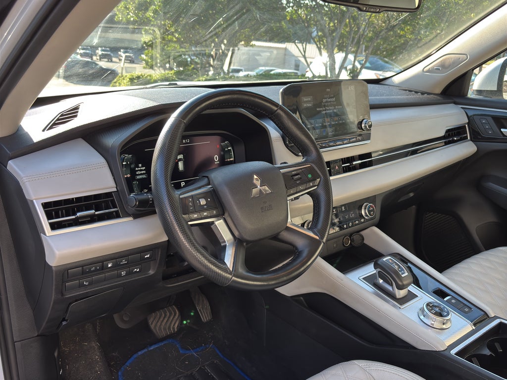 2024 Mitsubishi Outlander Plug-In Hybrid SEL