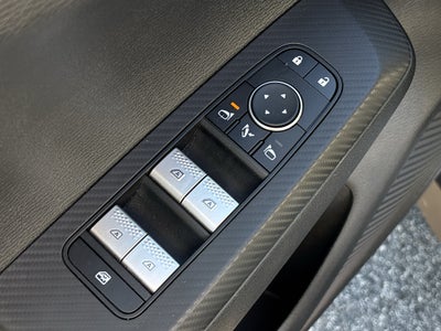 2024 Mitsubishi Outlander Plug-In Hybrid SEL