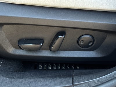 2024 Mitsubishi Outlander Plug-In Hybrid SEL