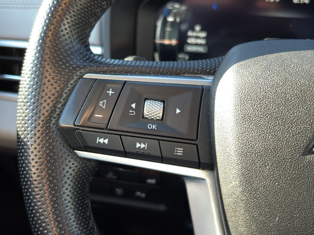 2024 Mitsubishi Outlander Plug-In Hybrid SEL