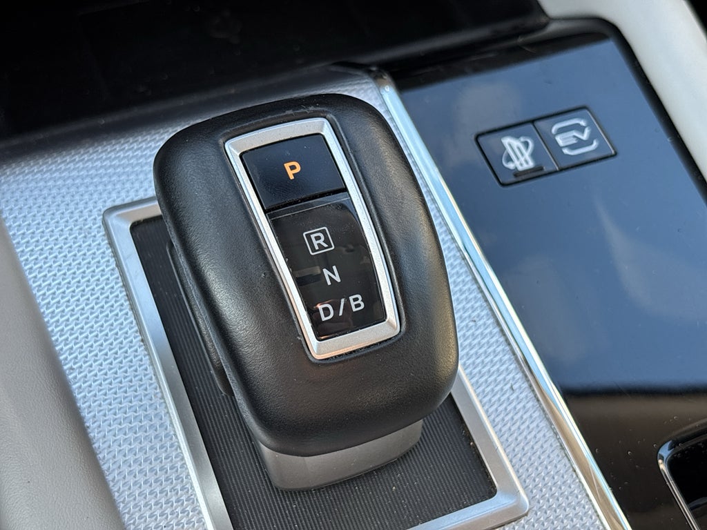2024 Mitsubishi Outlander Plug-In Hybrid SEL