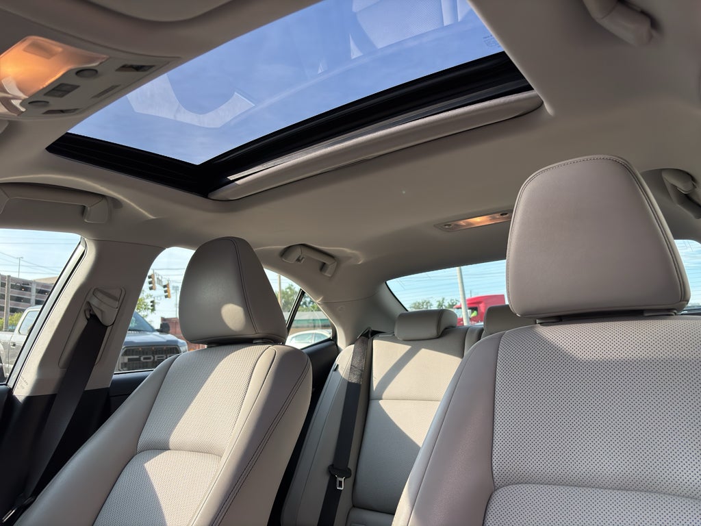 2016 Lexus IS 200t 