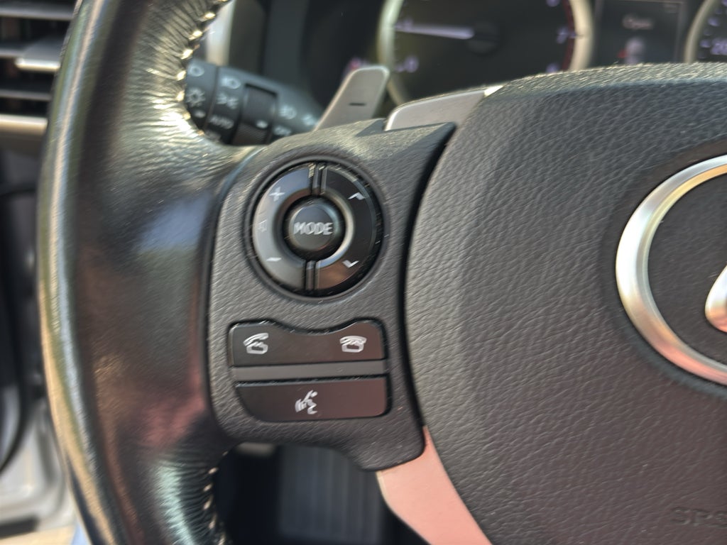2016 Lexus IS 200t 