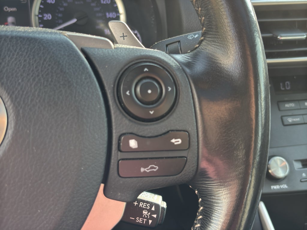 2016 Lexus IS 200t 