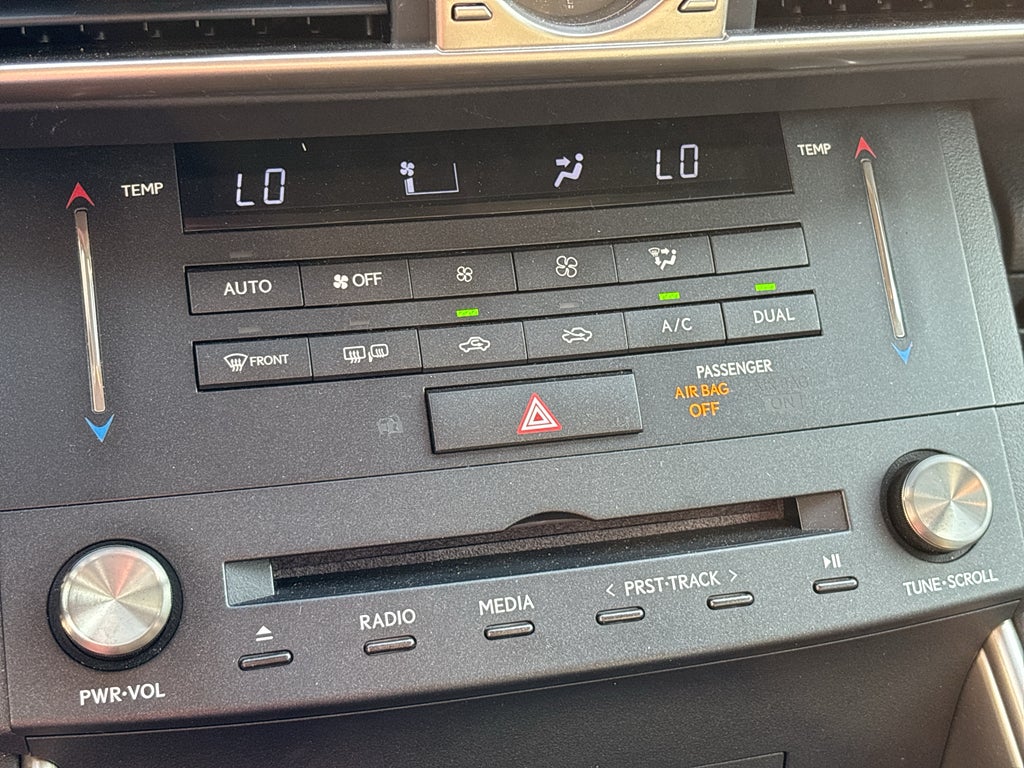 2016 Lexus IS 200t 