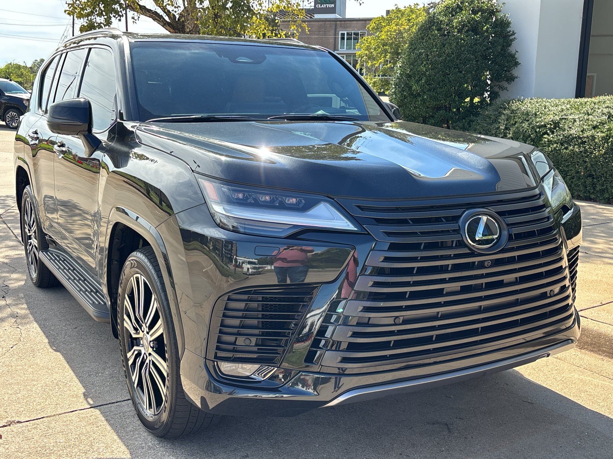 2025 Lexus LX
