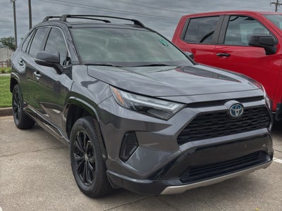 2022 Toyota RAV4 Hybrid SE