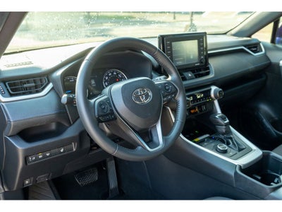 2022 Toyota RAV4 Hybrid SE