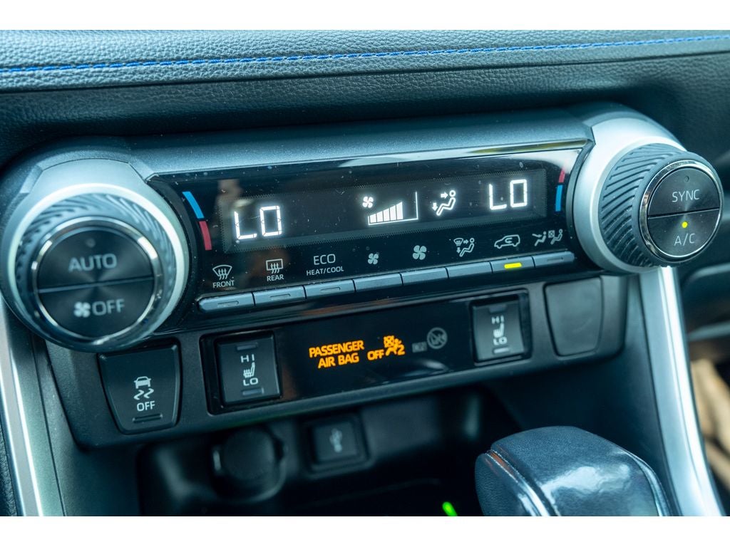 2022 Toyota RAV4 Hybrid SE