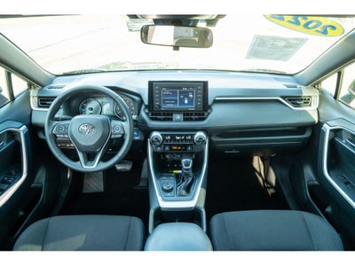 2022 Toyota RAV4 Hybrid SE