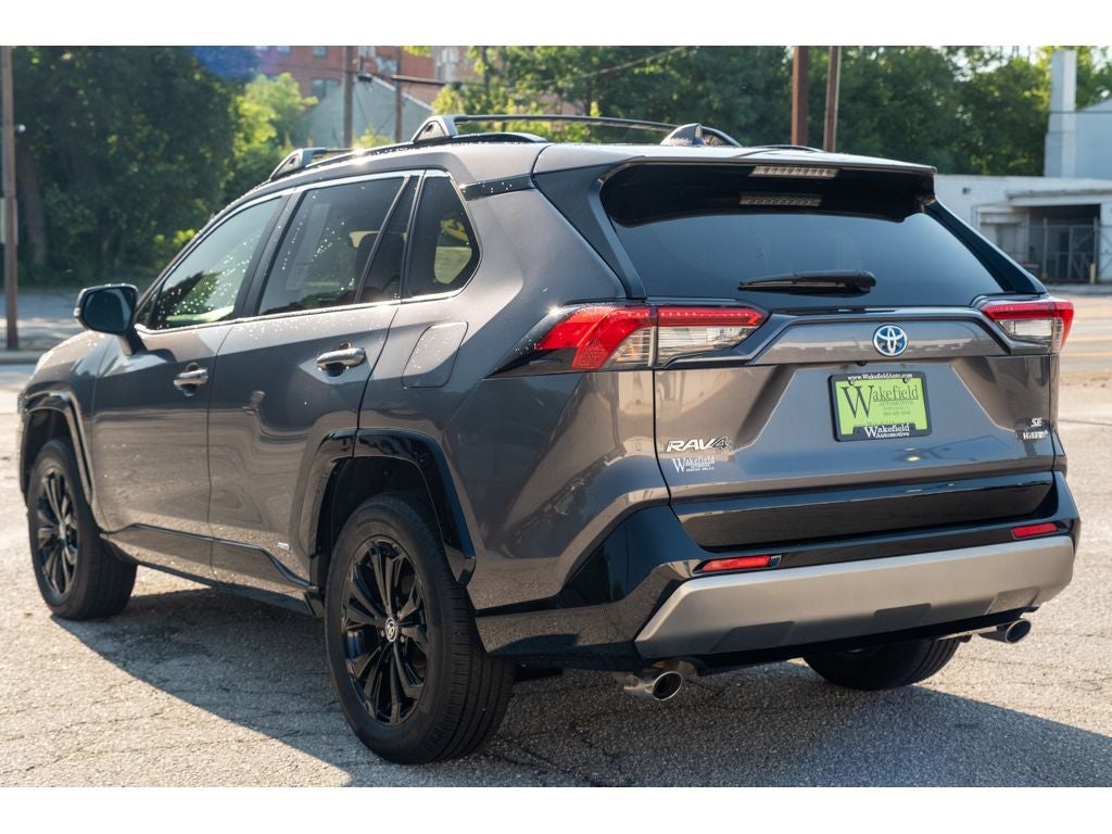 2022 Toyota RAV4 Hybrid SE