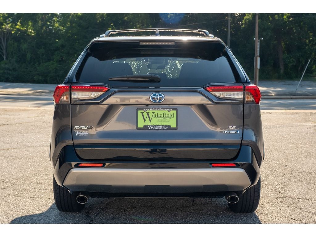 2022 Toyota RAV4 Hybrid SE