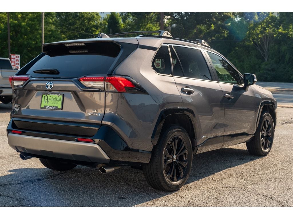 2022 Toyota RAV4 Hybrid SE