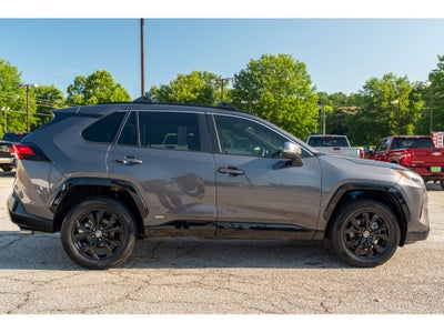 2022 Toyota RAV4 Hybrid SE
