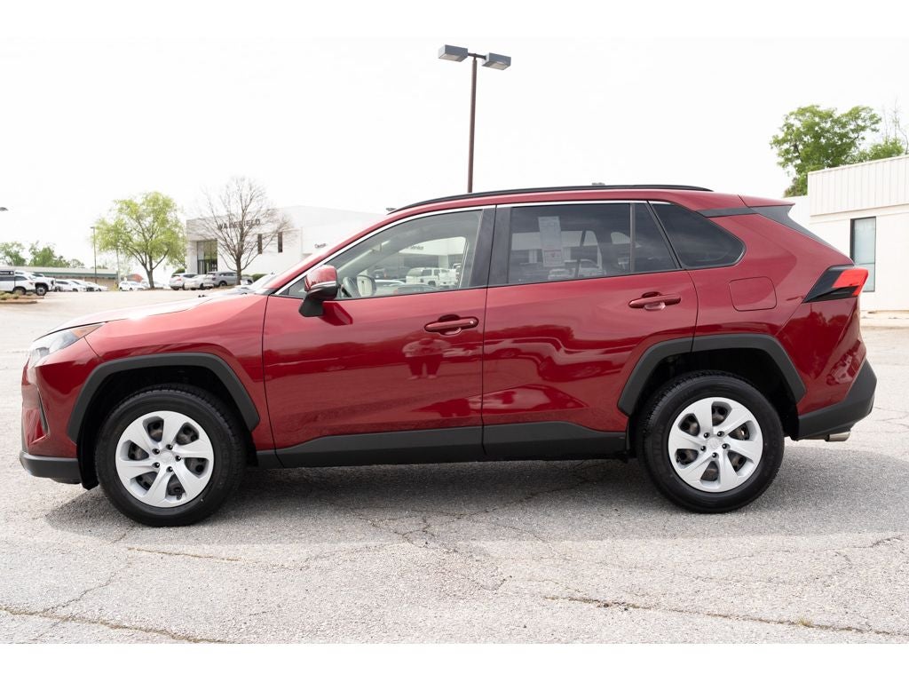 2019 Toyota RAV4 LE