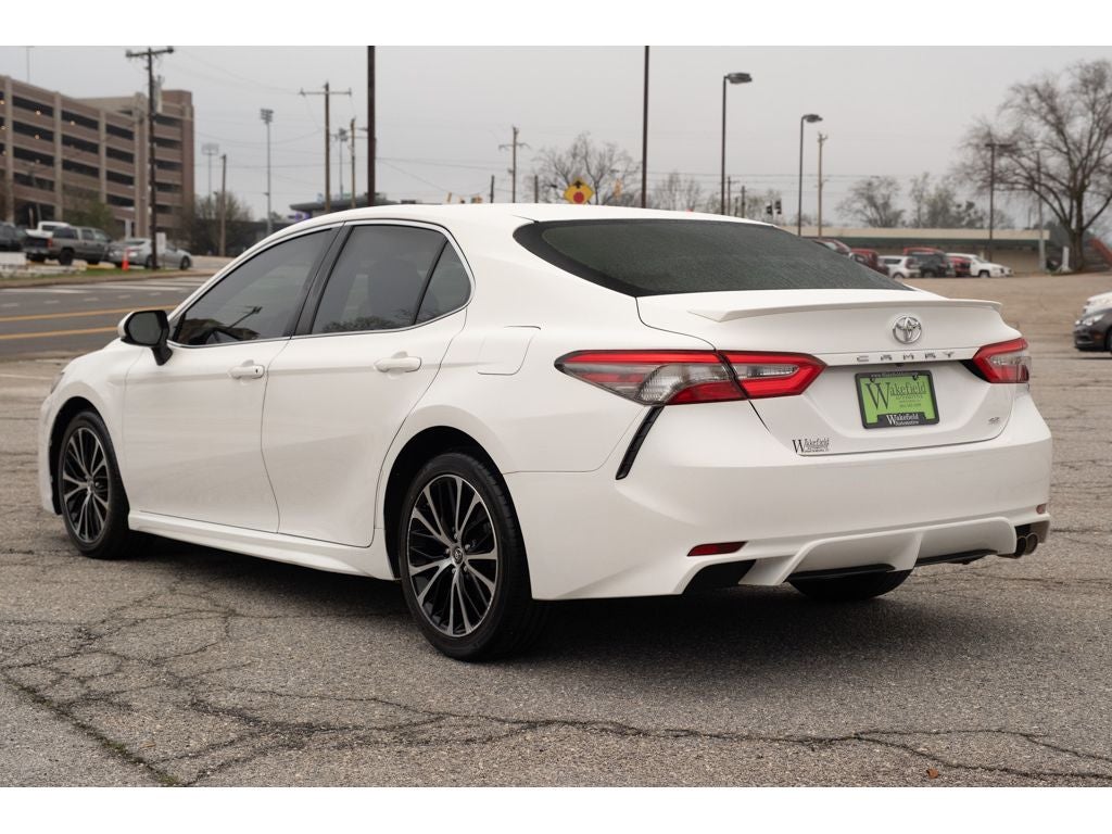 2018 Toyota Camry LE