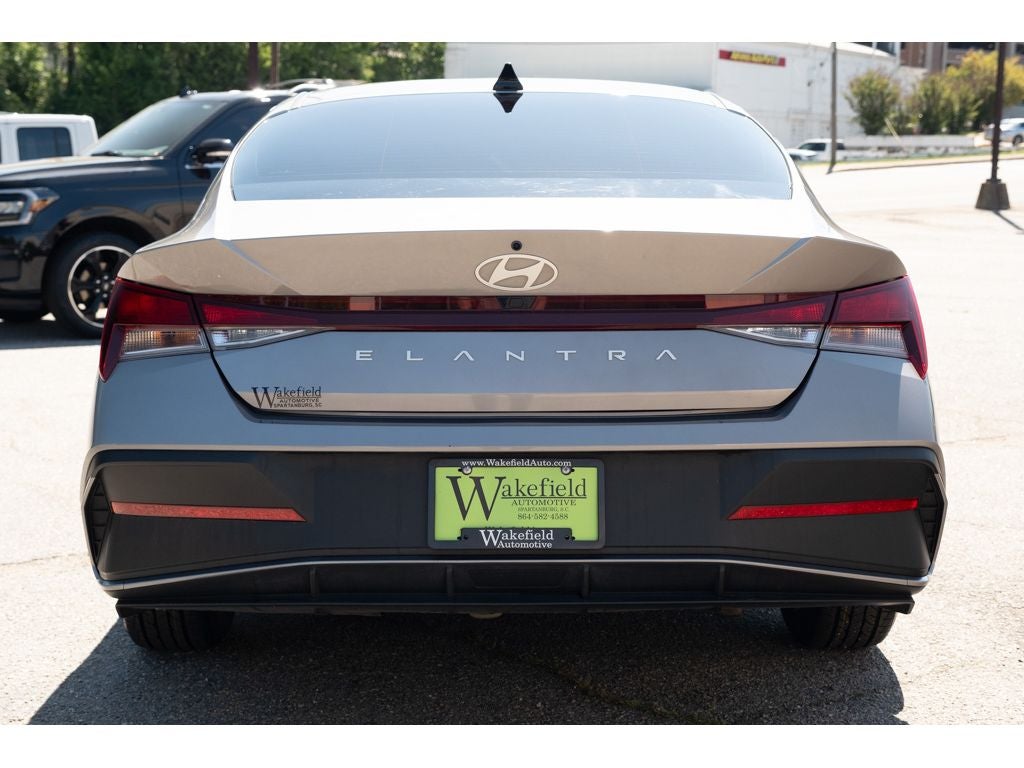 2024 Hyundai Elantra SEL