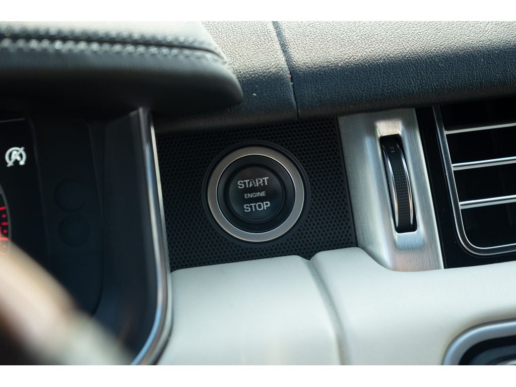 2018 Land Rover Range Rover Base