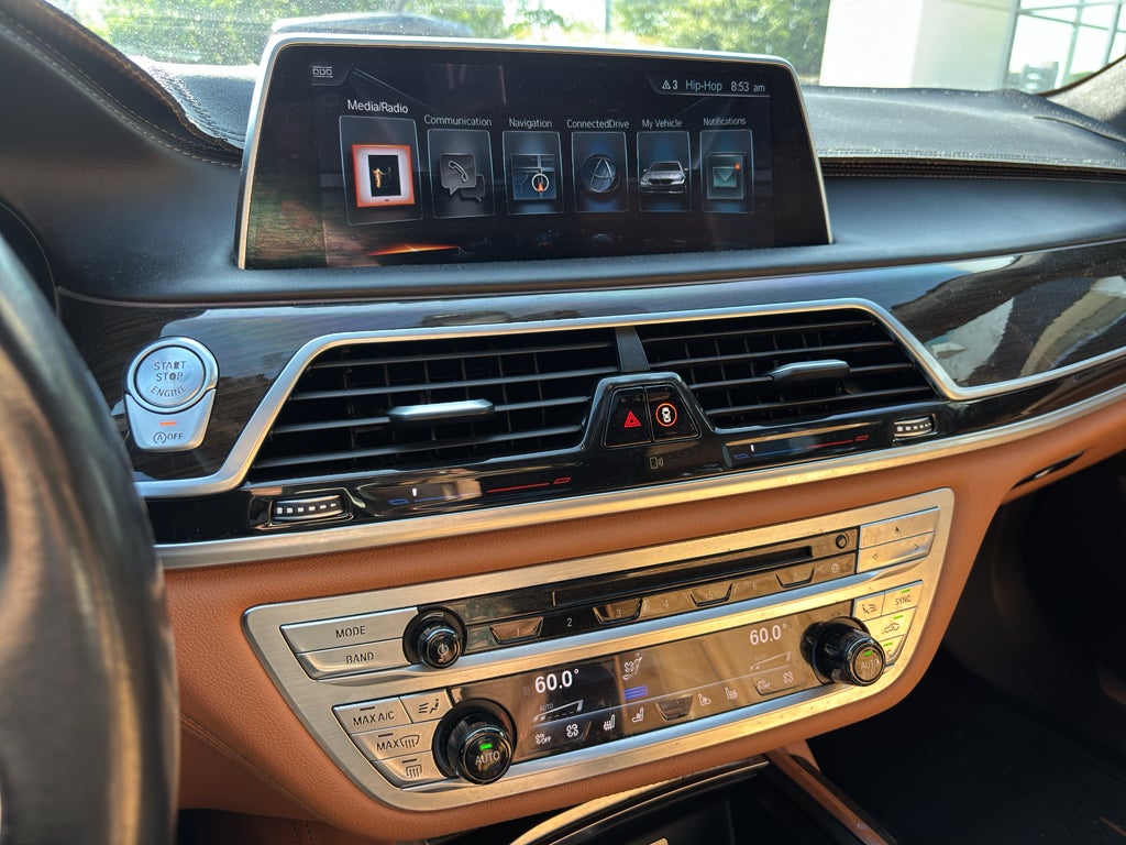 2016 BMW 7 Series 750i xDrive