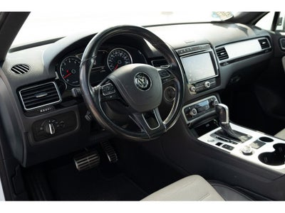 2017 Volkswagen Touareg Wolfsburg Edition