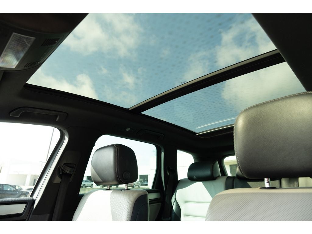 2017 Volkswagen Touareg Wolfsburg Edition