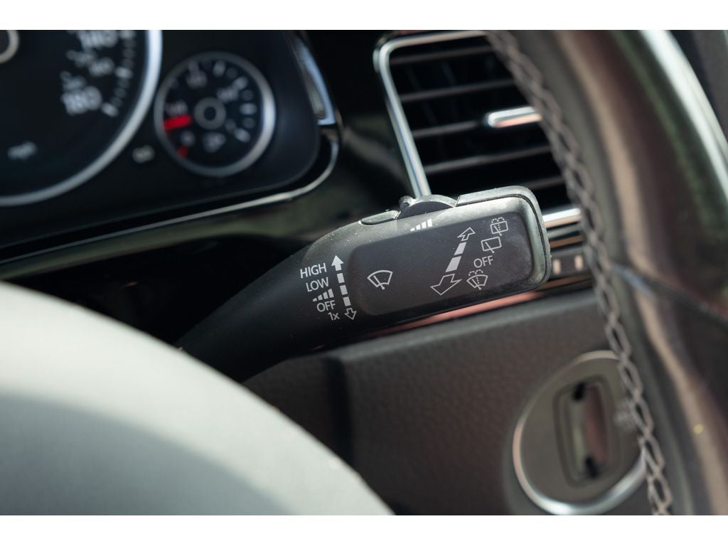 2017 Volkswagen Touareg Wolfsburg Edition