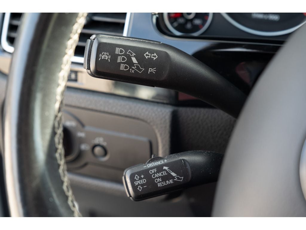 2017 Volkswagen Touareg Wolfsburg Edition