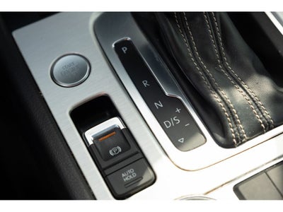 2017 Volkswagen Touareg Wolfsburg Edition