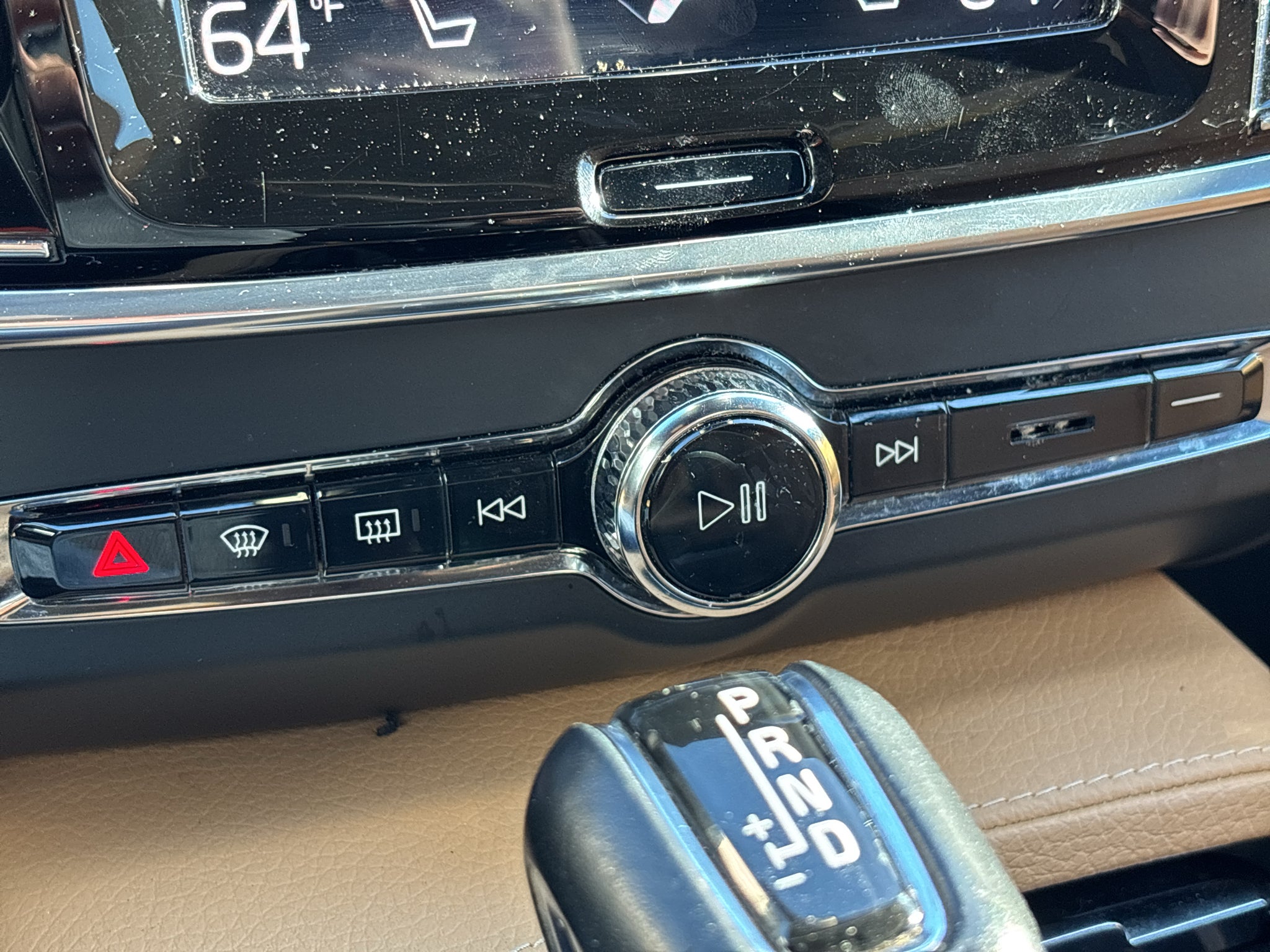 2018 Volvo V90 Cross Country Base