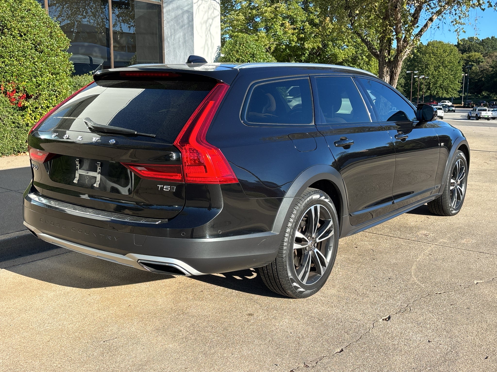 2018 Volvo V90 Cross Country Base