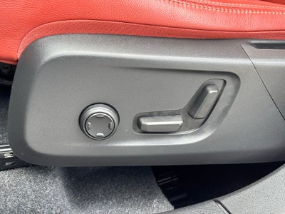 2019 Volvo XC40 Momentum